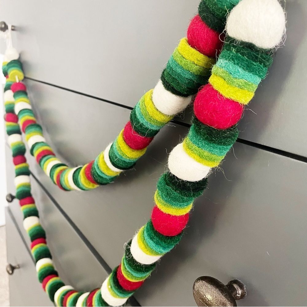 The Company Store NWT Christmas Holiday Wool Garland - Picture 2 of 5